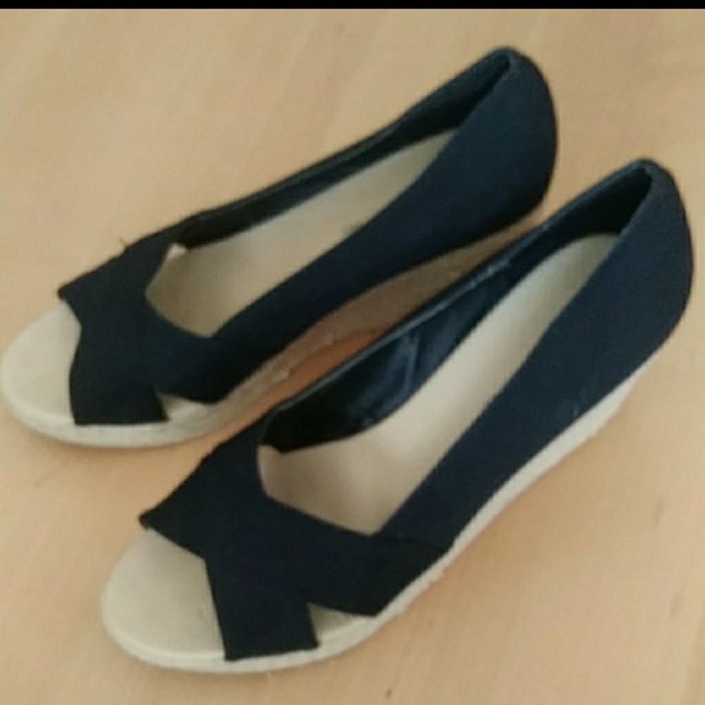 New York & Company peep toe wedge espadrille
